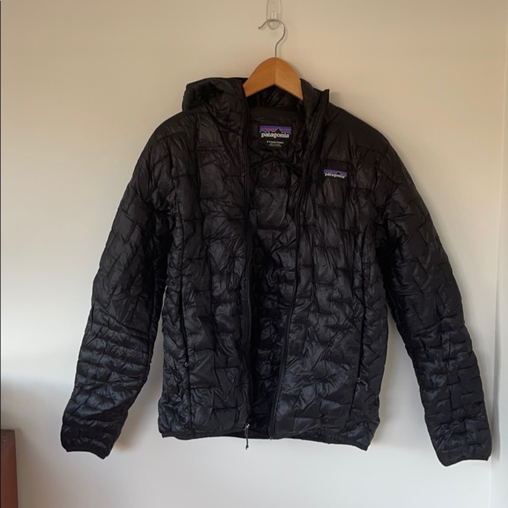Patagonia women’s black puffer small
